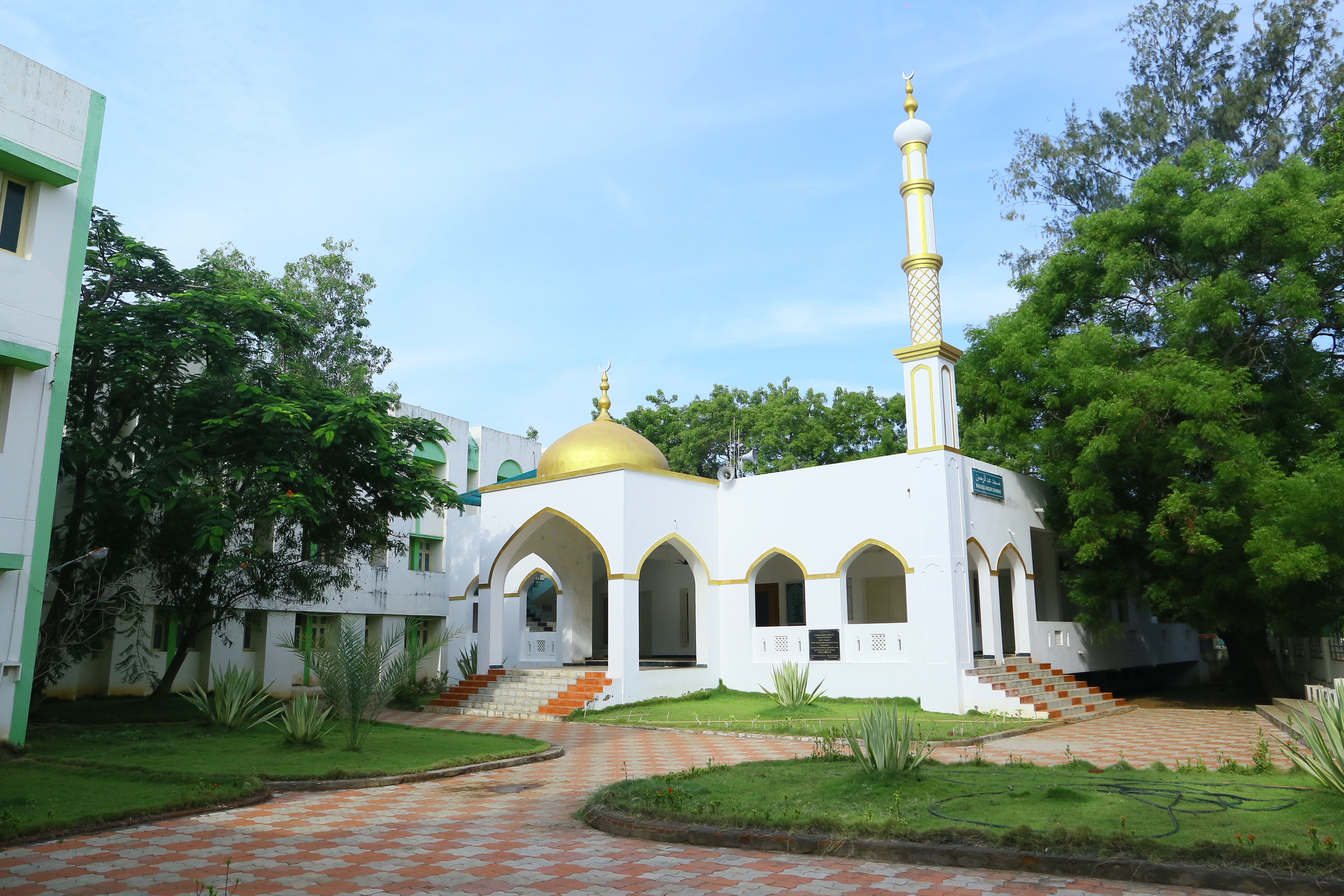 Masjid 3